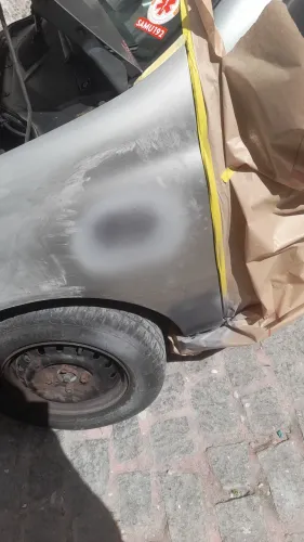 Pintura e funilaria e polimentos.