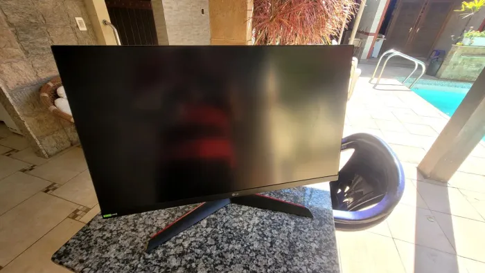 Monitor LG Ultragear 27" painel IPS 240hz 1ms