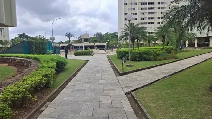 EXC. APTO LOCALIZADO NO CONDOMÍNIO ILHAS DO SUL 0 C/330M².