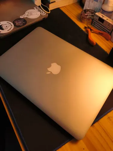MacBook air 2017 i5 8gb