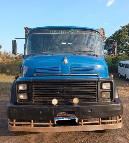 Caminhão 1113