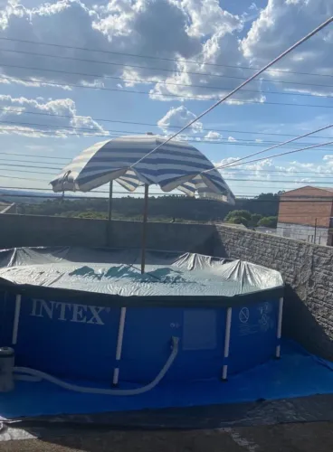 Piscina de plástico grande 