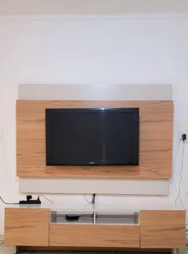 Rack com painel led para TV até 75 polegadas