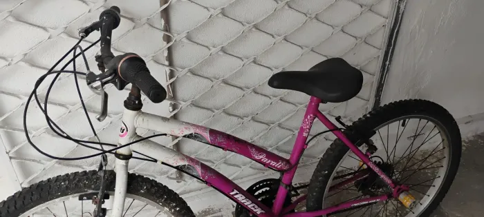 Bicicleta de mulher ô menina
