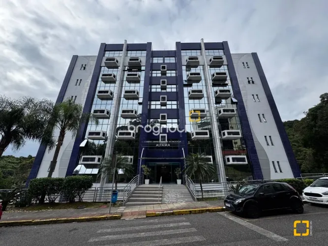 Sala a venda no Centro Empresarial Alfama no bairro João Paulo, Florianopolis-SC