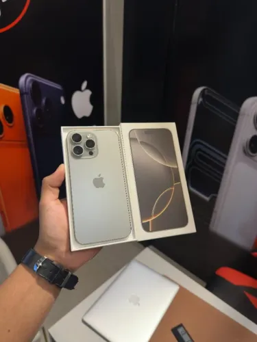 iPhone 16 Pro Max 256gb todo original com caixa !