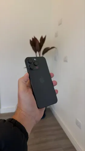 iPhone 15 pro max 256gb preto