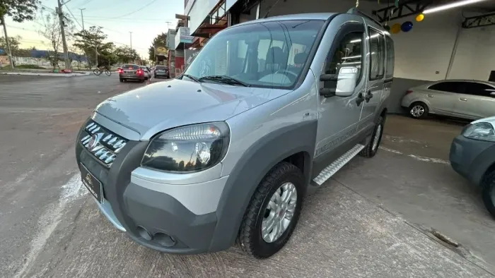 Fiat Doblo Adv/adv Tryon/locker 1.8 Flex 2013