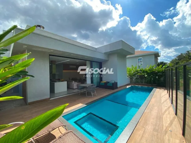 Casa Terrea com 3 suites à venda, 225 m² por R$ 2.700.000 - ECOVILLE - Porto Velho/RO