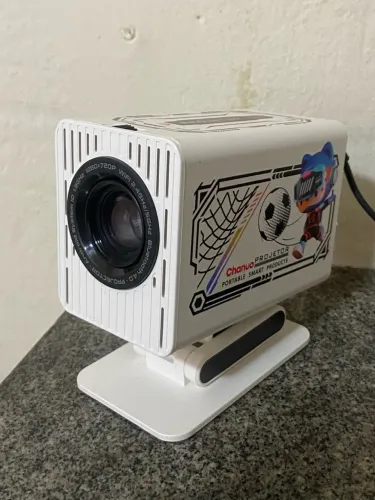 VENDO PROJETOR 4K POUQUÍSSIMO USADO