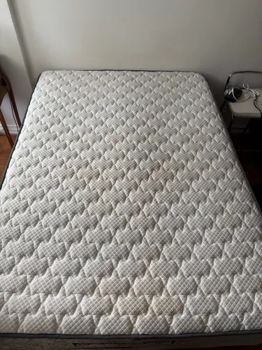 PARA VENDER - Colchão Ortobom Seminovo