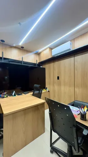 Kitnet/ Studio com 1 Quarto(s) e 1 banheiro(s) para Alugar, 27 m² por R$ 3333 / Mês