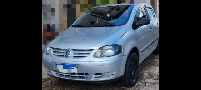 Volkswagen Fox Plus 1.0mi/ 1.0mi Total Flex 8V 4P 2005
