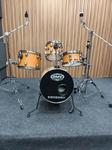 Kit bateria reduzida excelente pra barzinho 