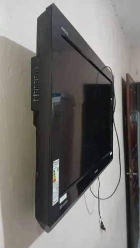 TV Toshiba 32" (80 cm), em ótimo estado de conservação!