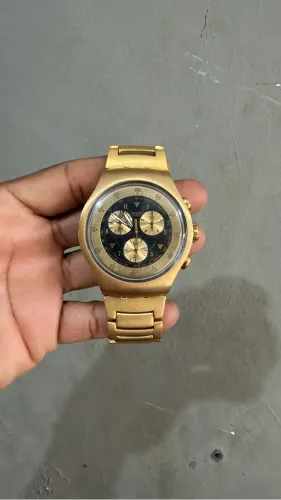 Swatch cara preta 