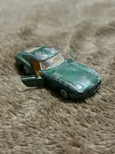 Carrinho miniatura 1/66 Toyota 2000 GT Siku antigo