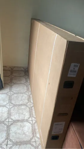 Tv Samsung 85 polegadas 4k lacrada . 