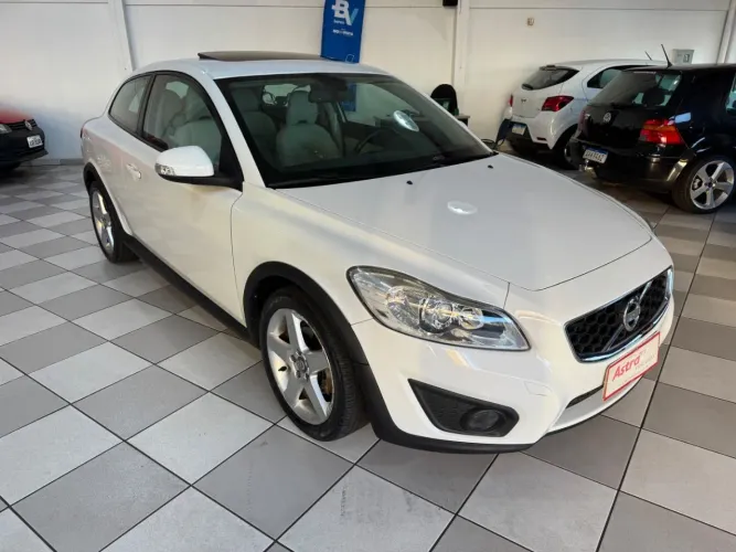 Volvo C30 2.0 145cv 2012