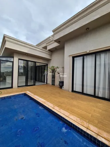 Condomínio Parque Residencial Damha VI - Belíssima casa à venda com 4 suítes, sendo 1 suít