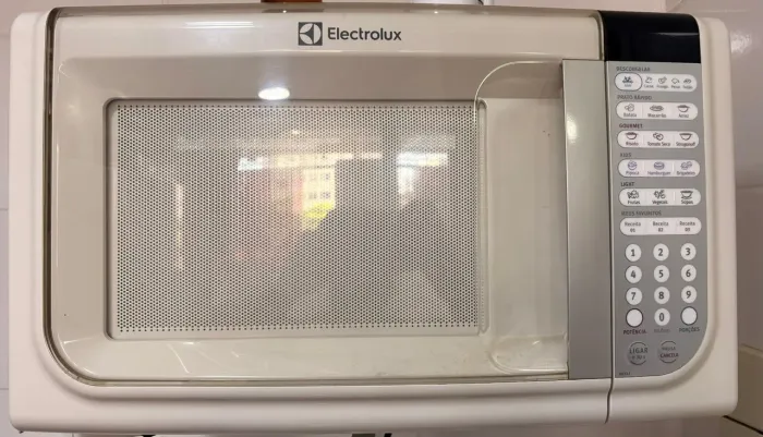 Micro-ondas 30 Litros
