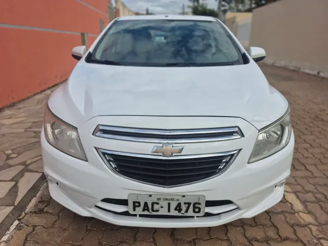 Chevrolet Onix Hatch LS 1.0 8V Flex Power Mec. 4P 2015
