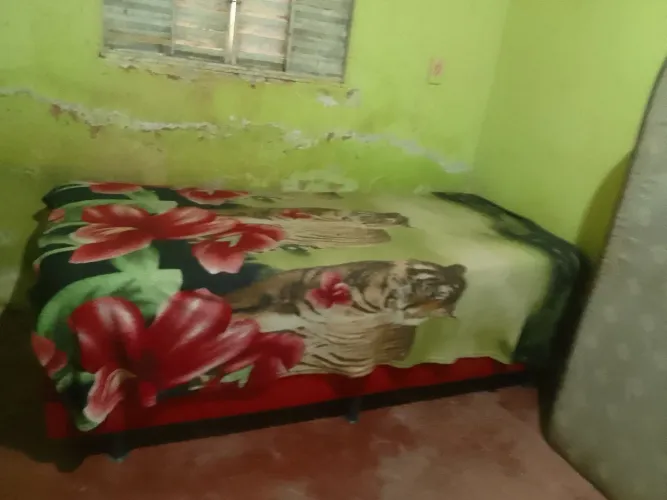 Cama de solteiro SEMI-NOVO