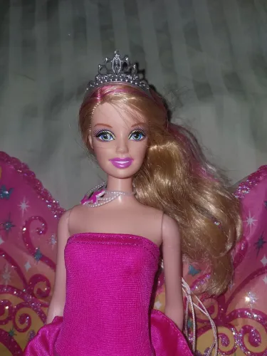 Boneca Barbie O Segredo Das Fadas 2011