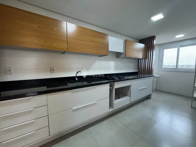 Apartamento com 3 Quartos e 2 banheiros para Alugar, 100 m² por 5.000,00