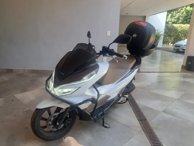 PCX 150 DLX