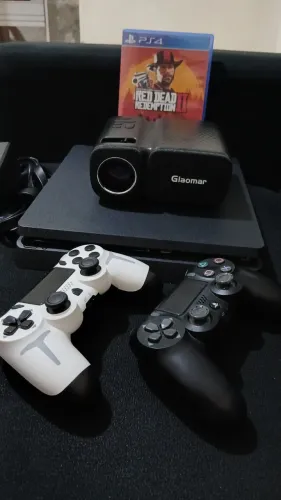 Ps4 e projetor