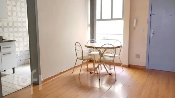 Apartamento à venda Rua Teixeira de Freitas, Santo Antônio - Porto Alegre
