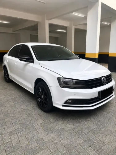 Volkswagen Jetta Trendline 2.0 T.flex 8V 4P Tip. 2016