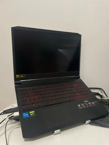 Nitro 5