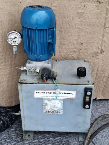 KIT HIDRÁULICO, UNIDADE HIDRAULICA + PISTÃO PARA ELEVADOR PARADAS