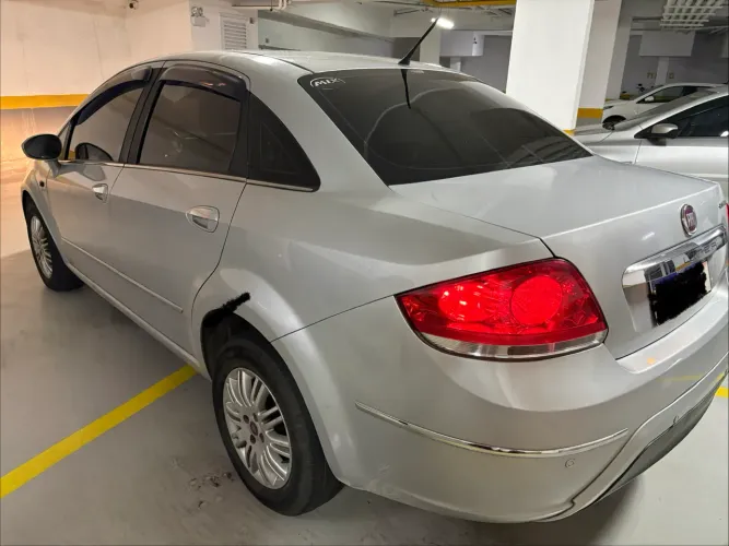 Fiat Linea Essence 1.8 Flex 16V 4P 2015