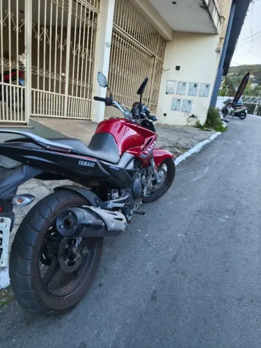 Fazer 250 novíssima, só pegar e andar!