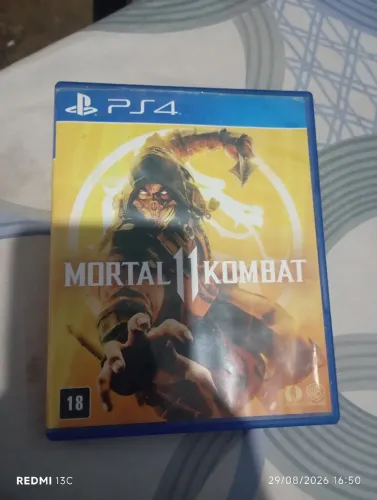 Vendo jogos para ps4 conservados