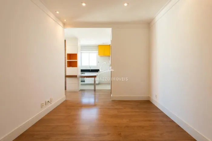 Apartamento para alugar em Campinas, Cambuí, com 1 suíte, com 51 m², Brest