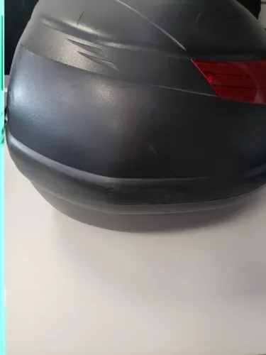 Baú Bauleto Givi E-350 FLOW 35 Litros - Troco em Capacete tamanho 60 - dependendo da Marca