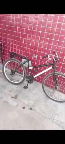Bicicleta aro 26 montadinha boa toda