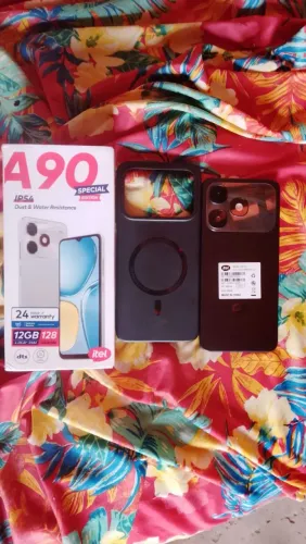 Vendo celular novo Intel A90 128GB de memória 