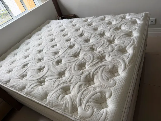 Cama
