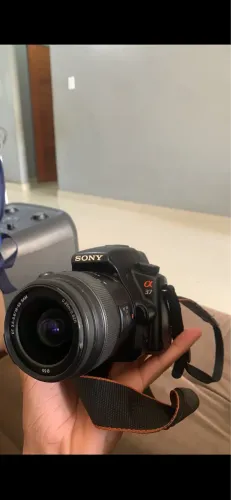 Sony Alpha SLT-A37 (Sony a37)