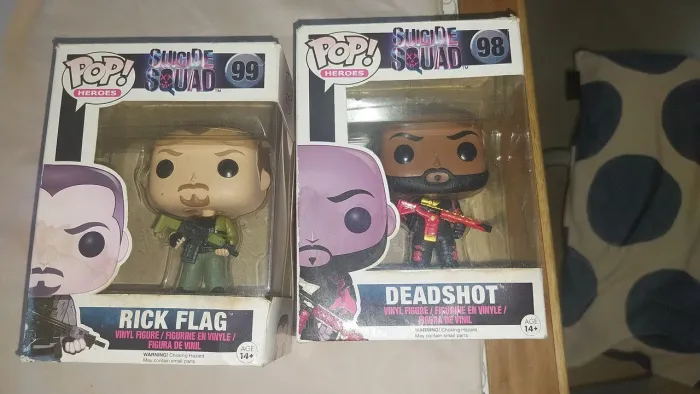 Dois (2) Funko pop Suicide Squad (98/99)