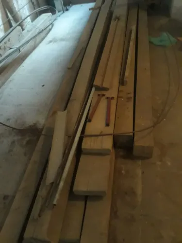 Maçaranduba para obras.