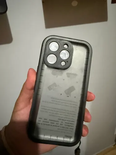 Case a prova d?água iPhone 16 pro