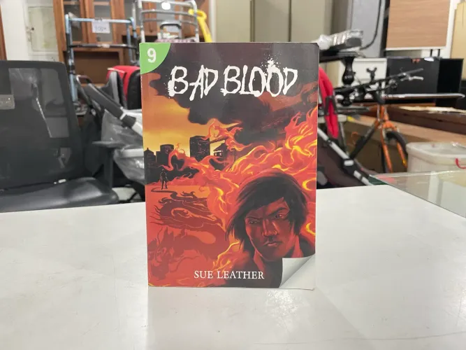 Livro Bad Blood Sue Leather