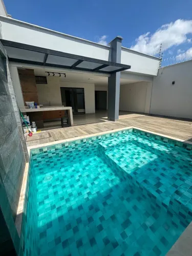 ALUGA-SE casa de alto padrão Bairro paraíso