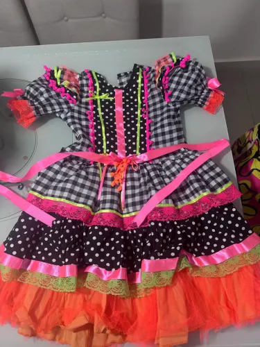 Vestido junino neon